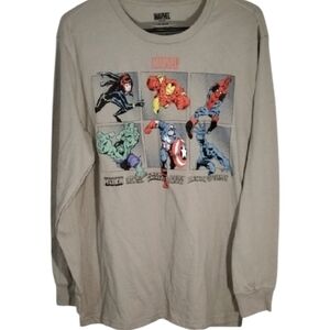 NWT Marvel Gray Long Sleeve Graphic Tee Size Large